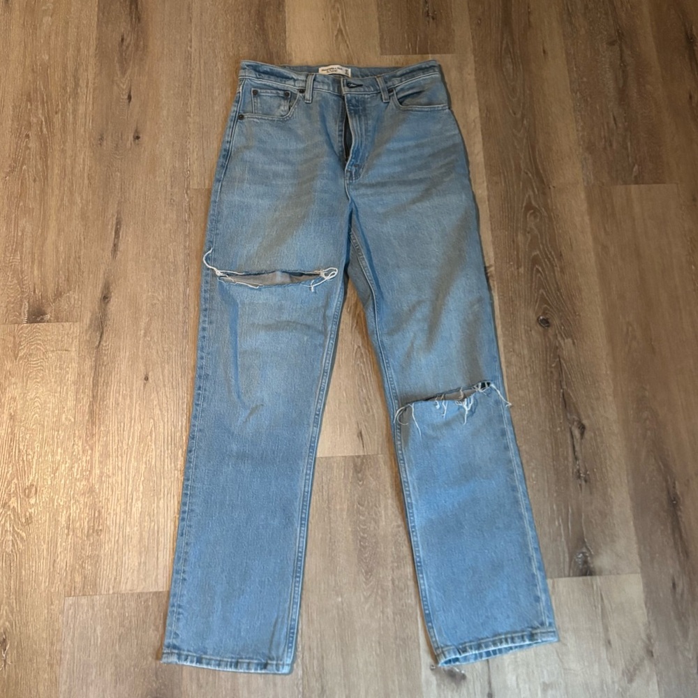 Abercrombie & Fitch The 90s Straight Ultra High Rise